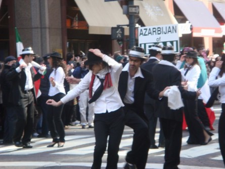 20080330-persian-day-parade-09-dancers.jpg